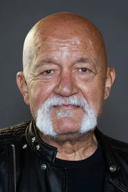 Sümer Tilmaç