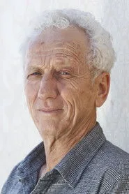מוני מושונוב