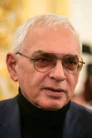 Карен Шахназаров