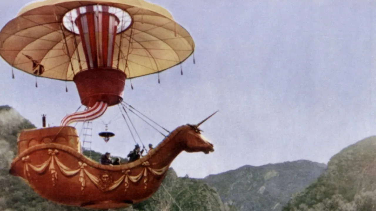 Five Weeks in a Balloon İndir - görsel 7