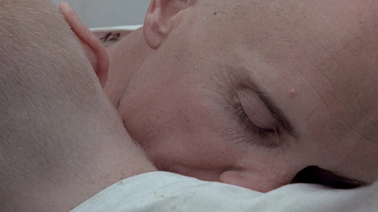 THX 1138 İndir - görsel 7
