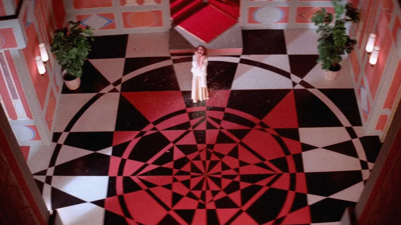 Suspiria İndir - görsel 8