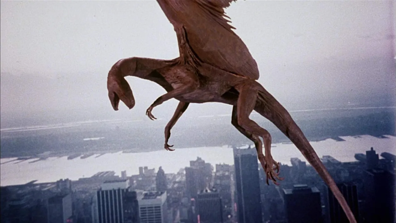 Q: The Winged Serpent İndir - görsel 2