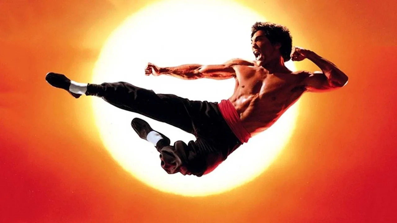 Ejder: Bruce Lee'nin Hayatı İndir - görsel 10
