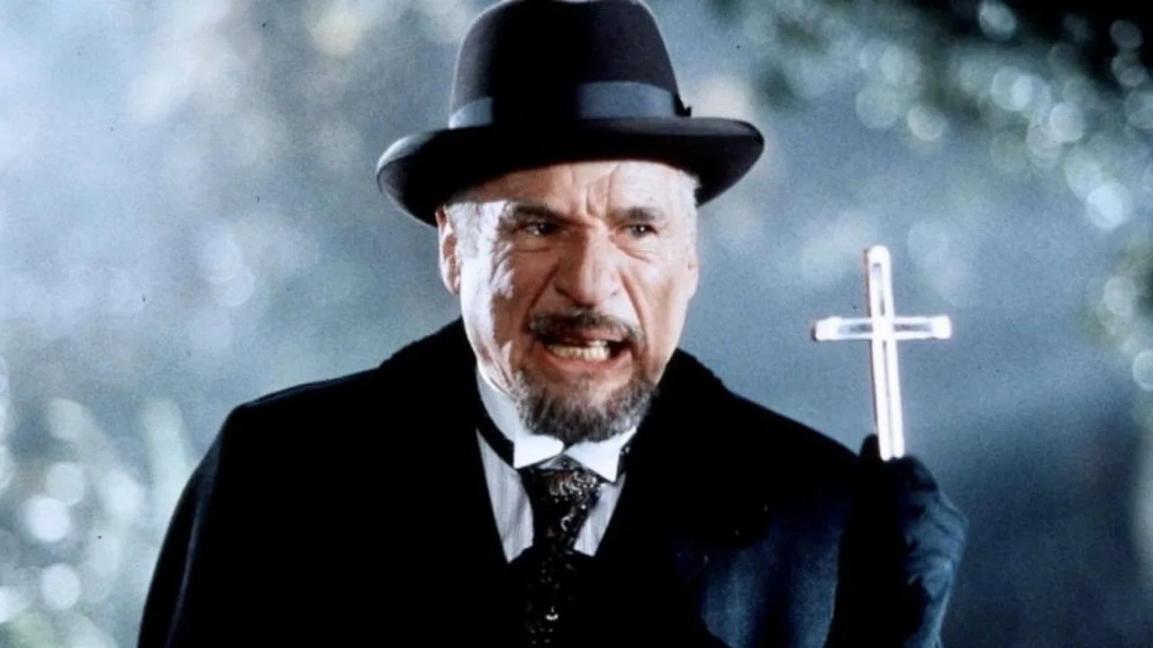 Dracula: Ölü Ama Son Derece Mutlu İndir - görsel 8