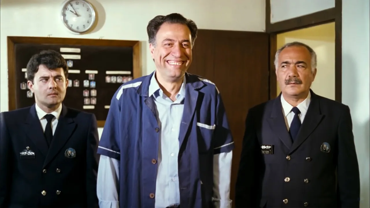 Gülen Adam İndir - görsel 3