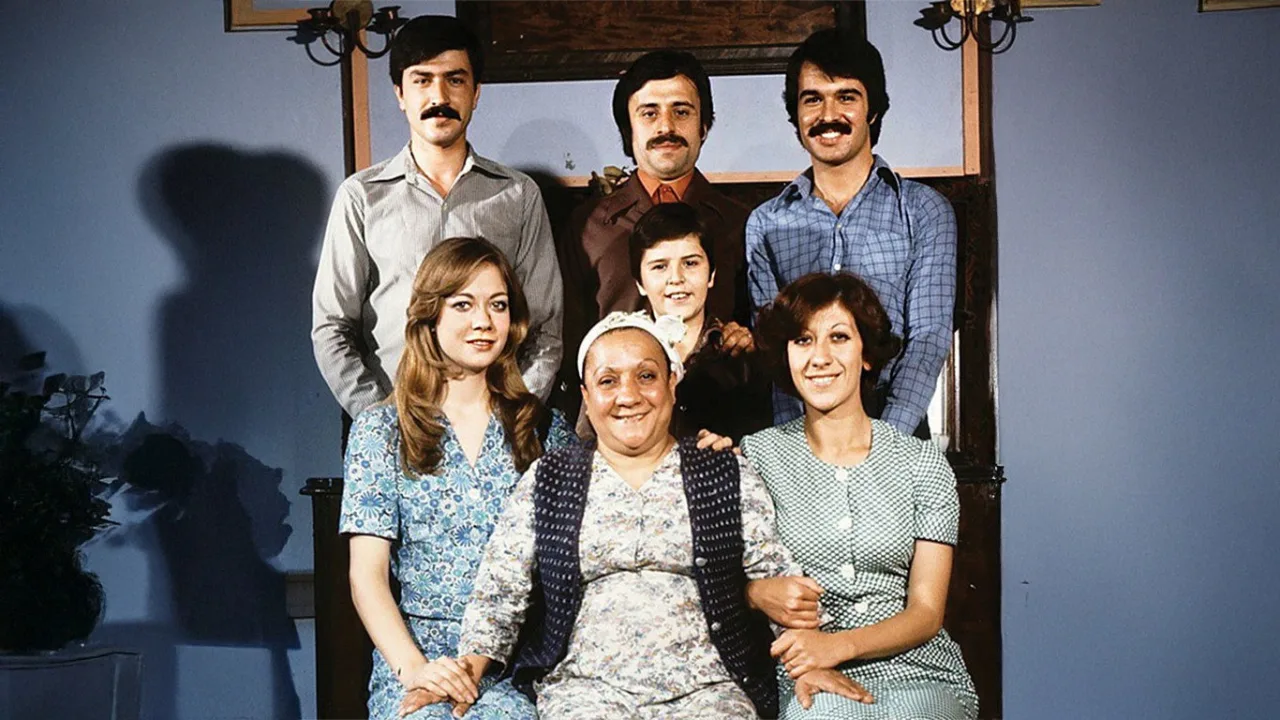 Aile Şerefi İndir - görsel 1