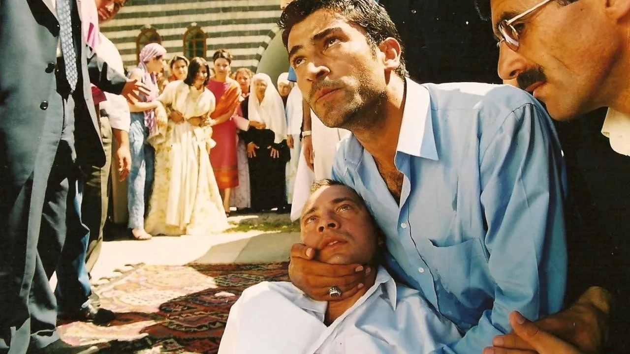 Deli Yürek: Bumerang Cehennemi İndir - görsel 2