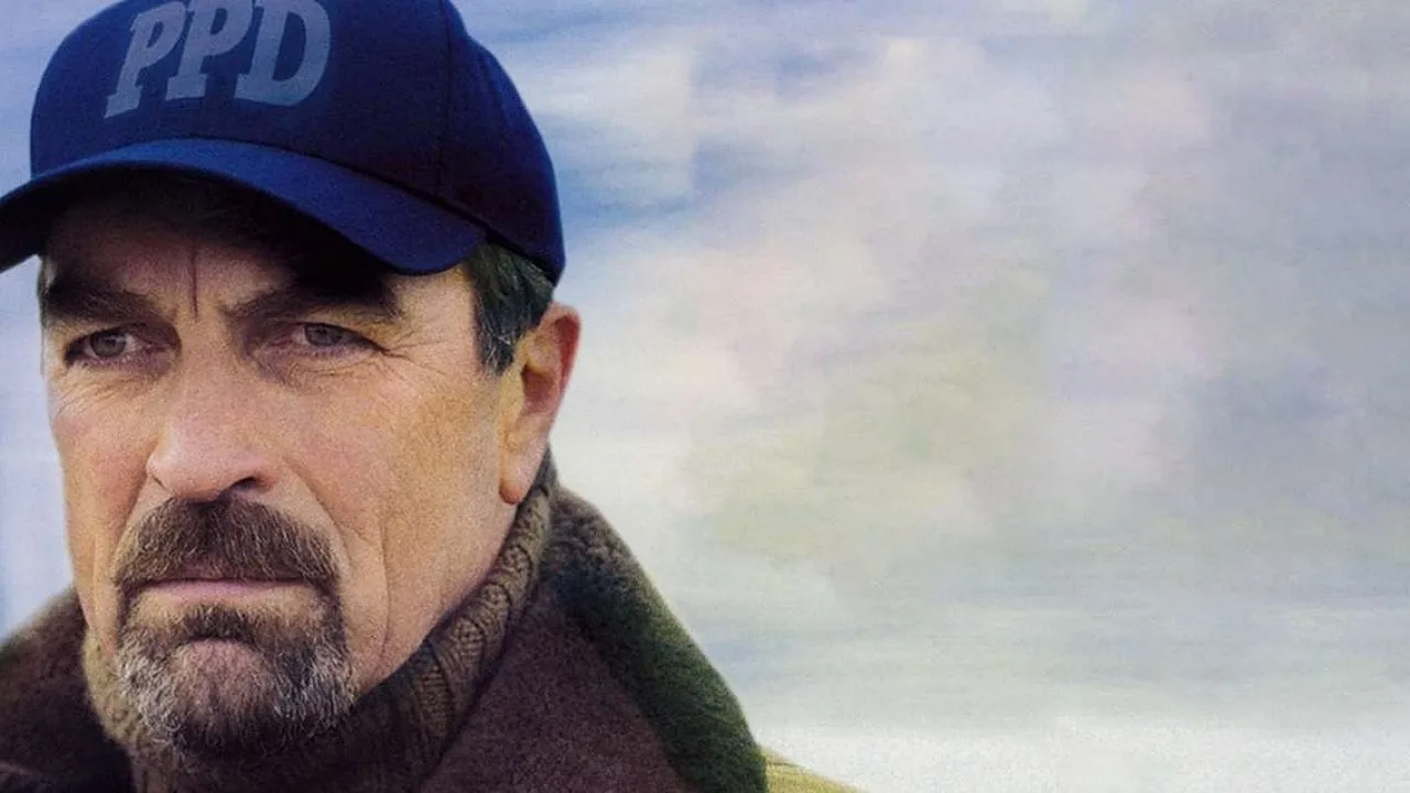 Jesse Stone: Taş Soğuğu İndir - görsel 3