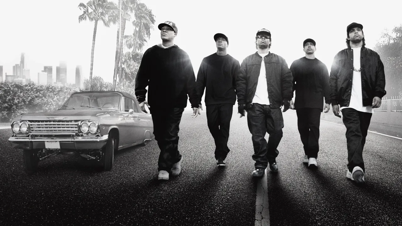 Straight Outta Compton İndir - görsel 1