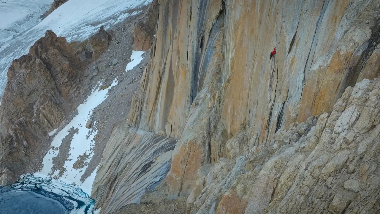Alex Honnold ile Arktik Tırmanışı 1080p İndir - görsel 3