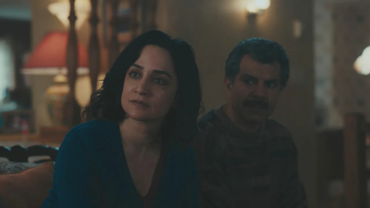 Under the Bridge 1080p İndir - görsel 5