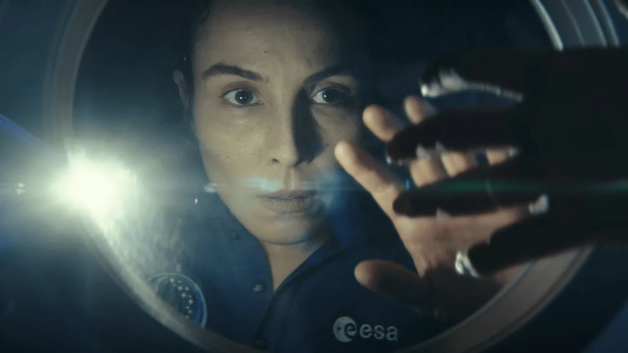 Constellation 1080p İndir - görsel 9