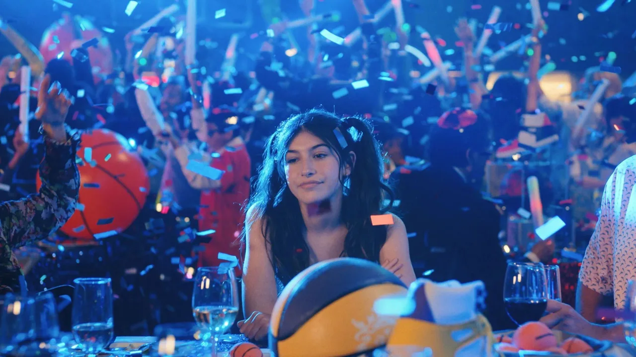 Bat Mitzvah'ıma Kesinlikle Davetli Değilsin İndir - görsel 3
