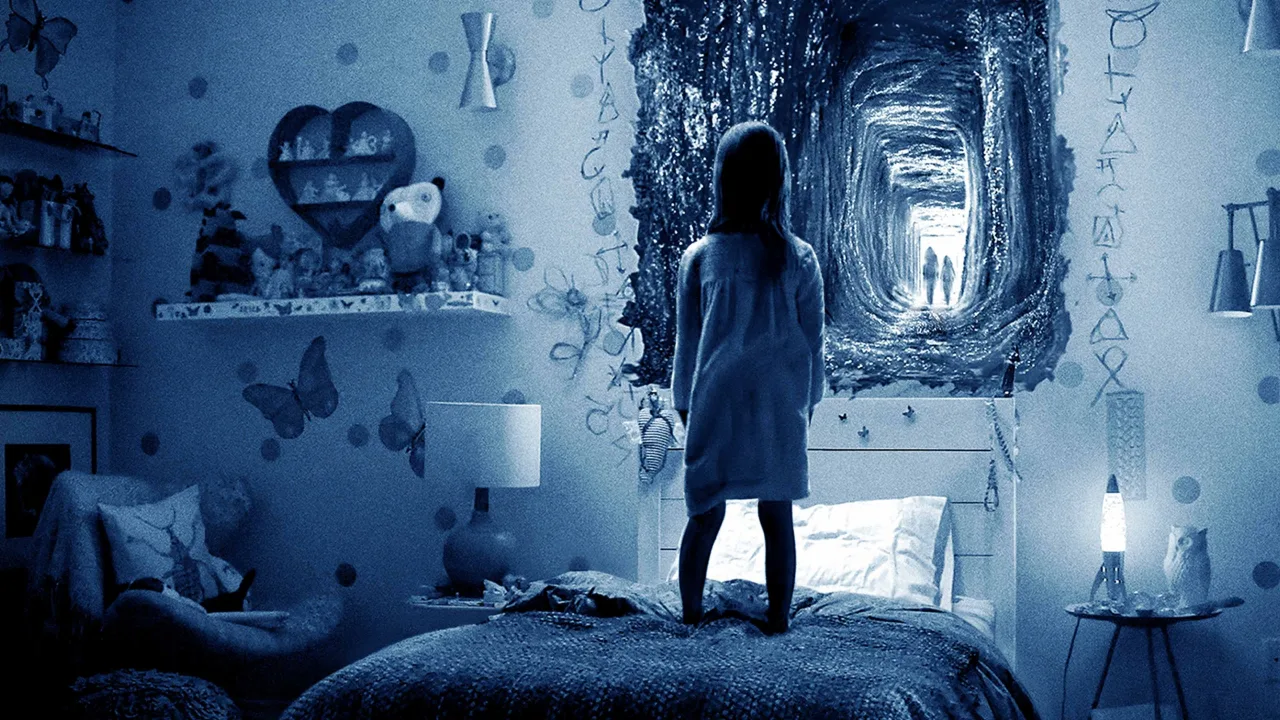 Paranormal Activity 5: Hayalet Boyutu İndir - görsel 1