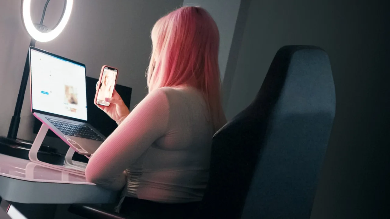 Pornhub'ın Milyar Dolarlık Hikâyesi İndir - görsel 6