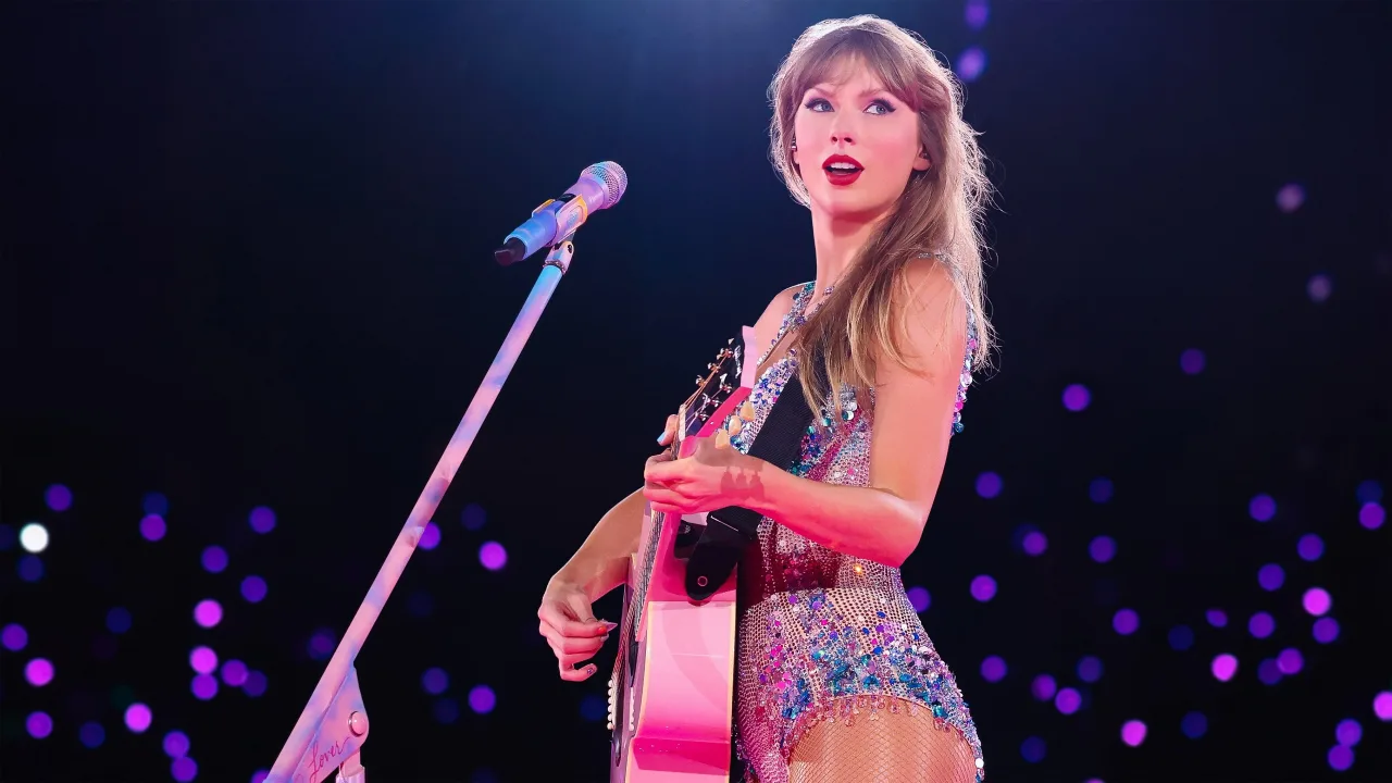 TAYLOR SWIFT | THE ERAS TOUR İndir - görsel 6