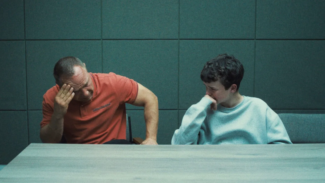 Adolescence 1080p İndir - görsel 1