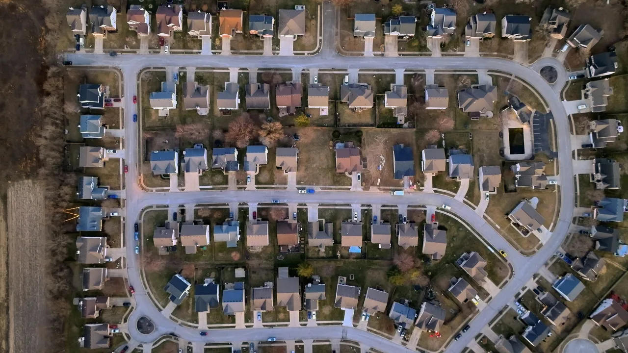 Worst Neighbor Ever 1080p Dual İndir - görsel 2