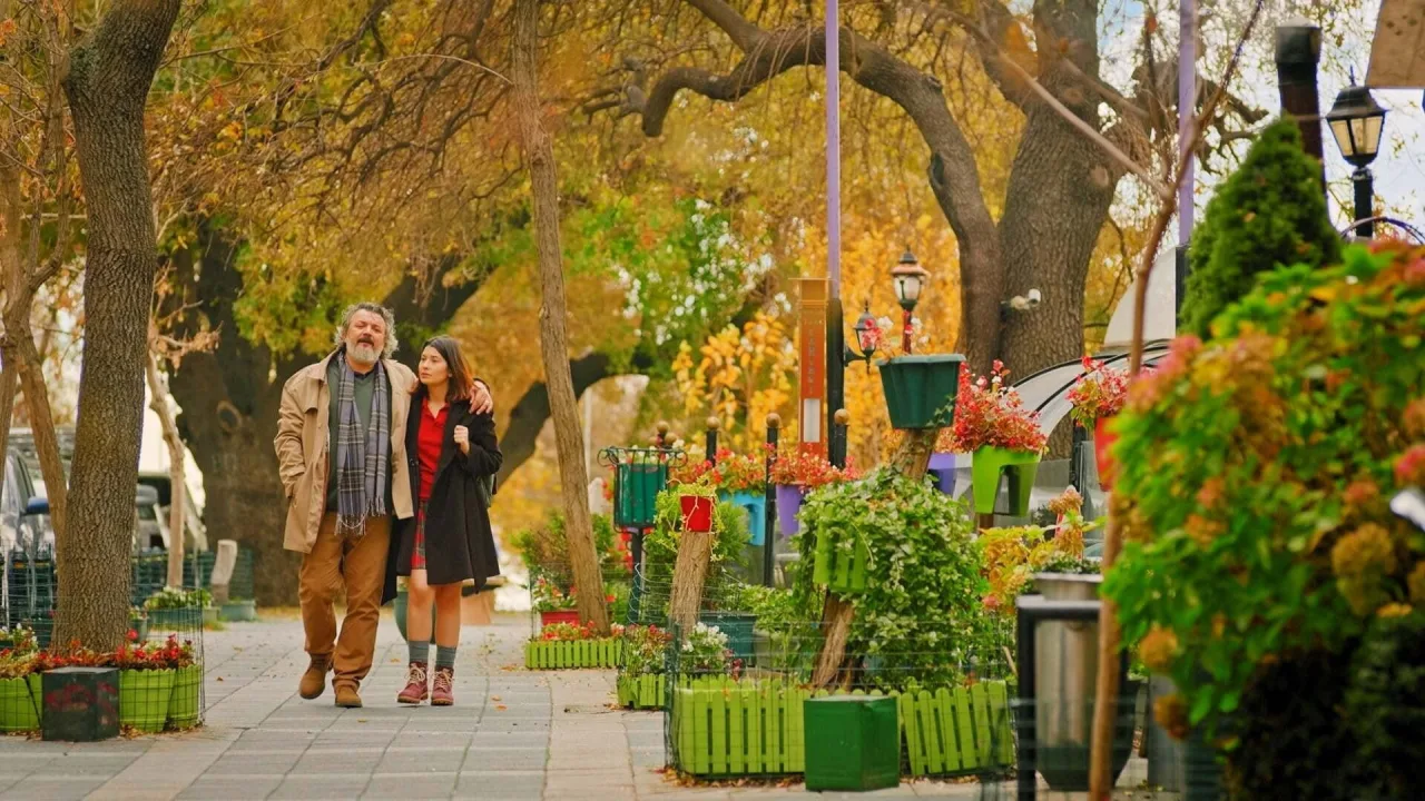 Yaşamak Güzel Şey İndir - görsel 3