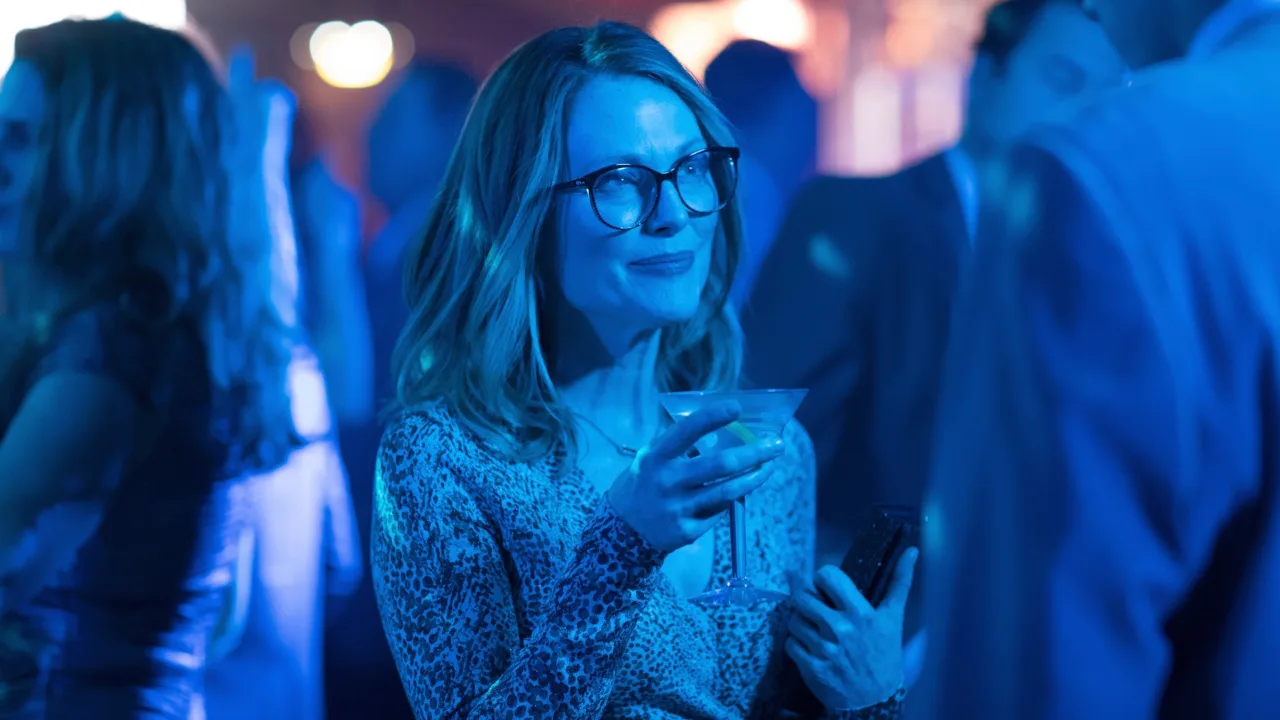 Gloria Bell İndir - görsel 1