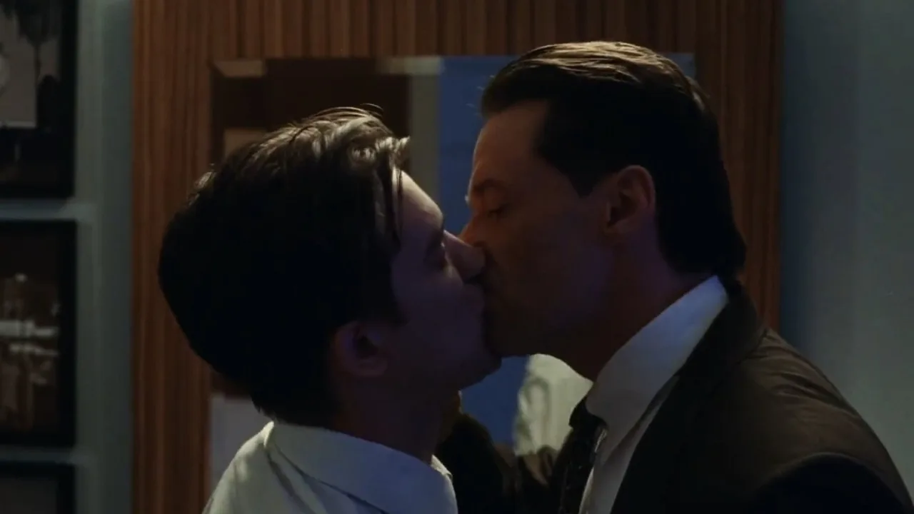 Bad Education İndir - görsel 8