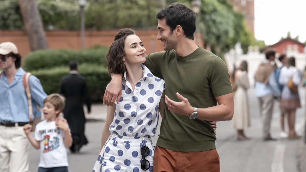 Emily in Paris İndir - görsel 8