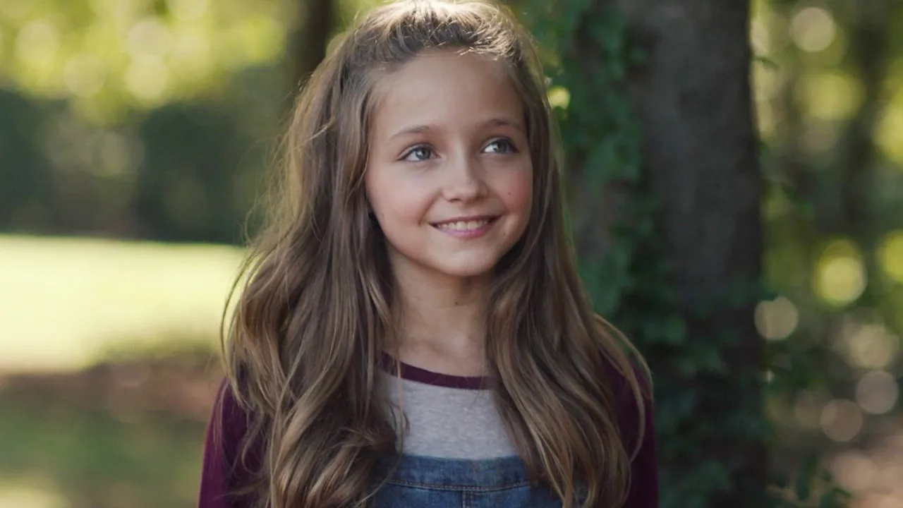 The Girl Who Believes in Miracles İndir - görsel 2