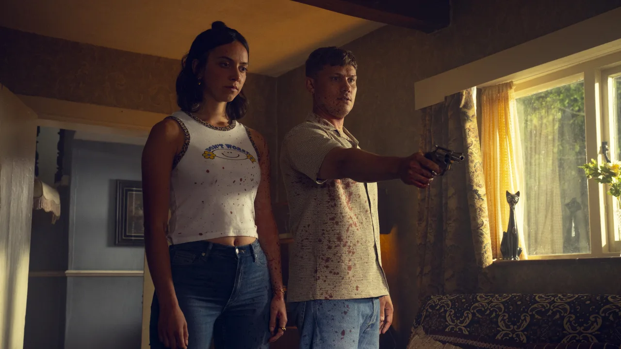 Run Away 1080p İndir - görsel 4