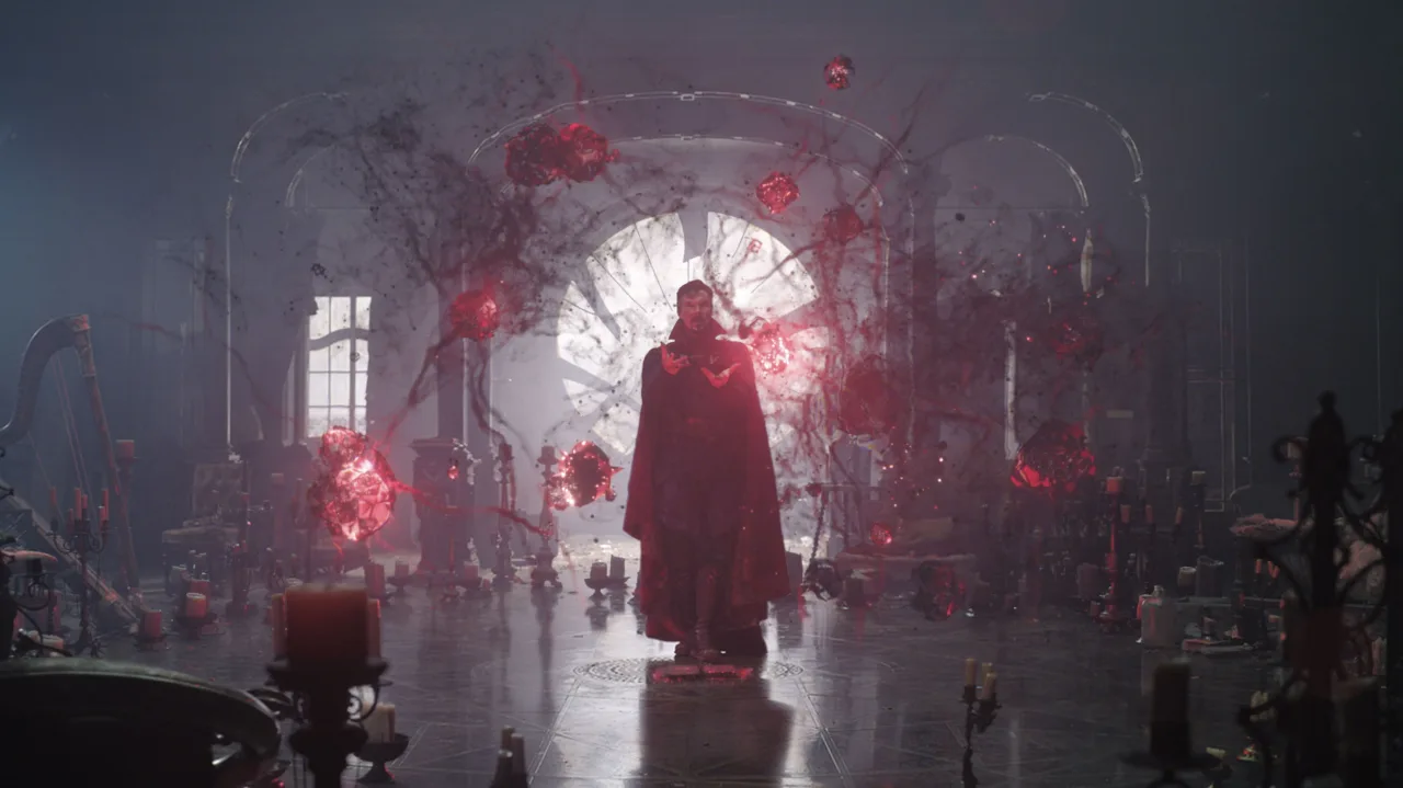 Doktor Strange Çoklu Evren Çılgınlığında İndir - görsel 4